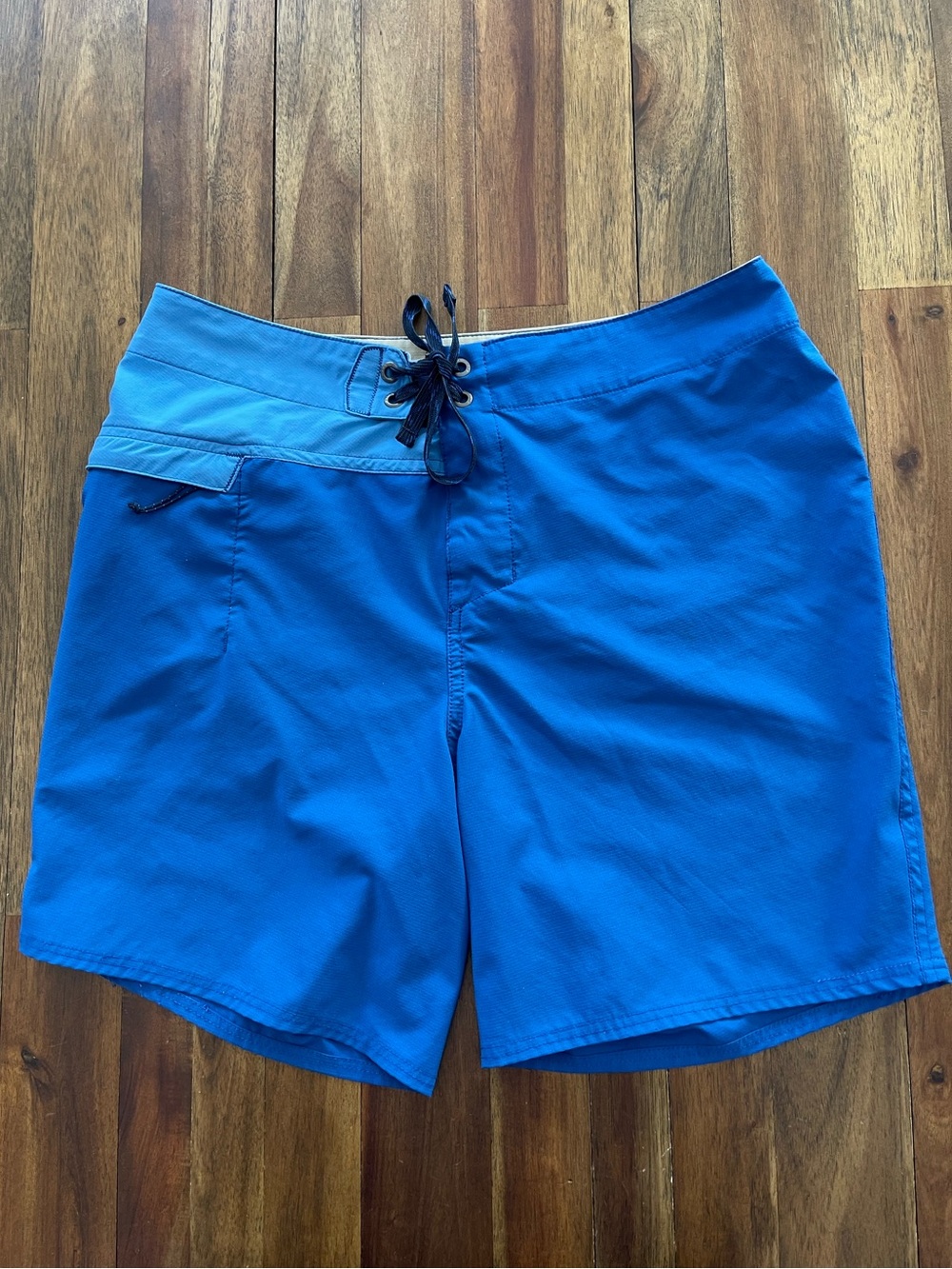 Patagonia Hydro PeakTwo-Tone Blue Men's Board Shorts Size 30